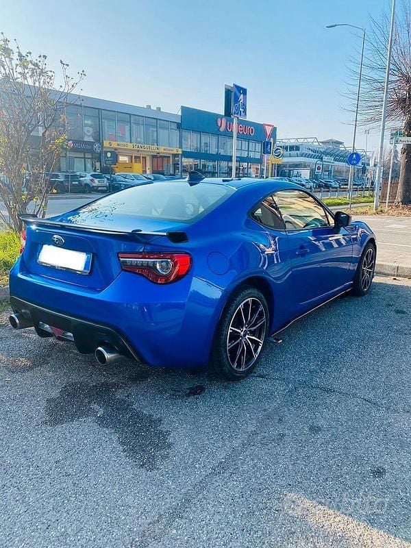 Usata Subaru BRZ 200 CV (147 kW) 2019 Blu Coupé