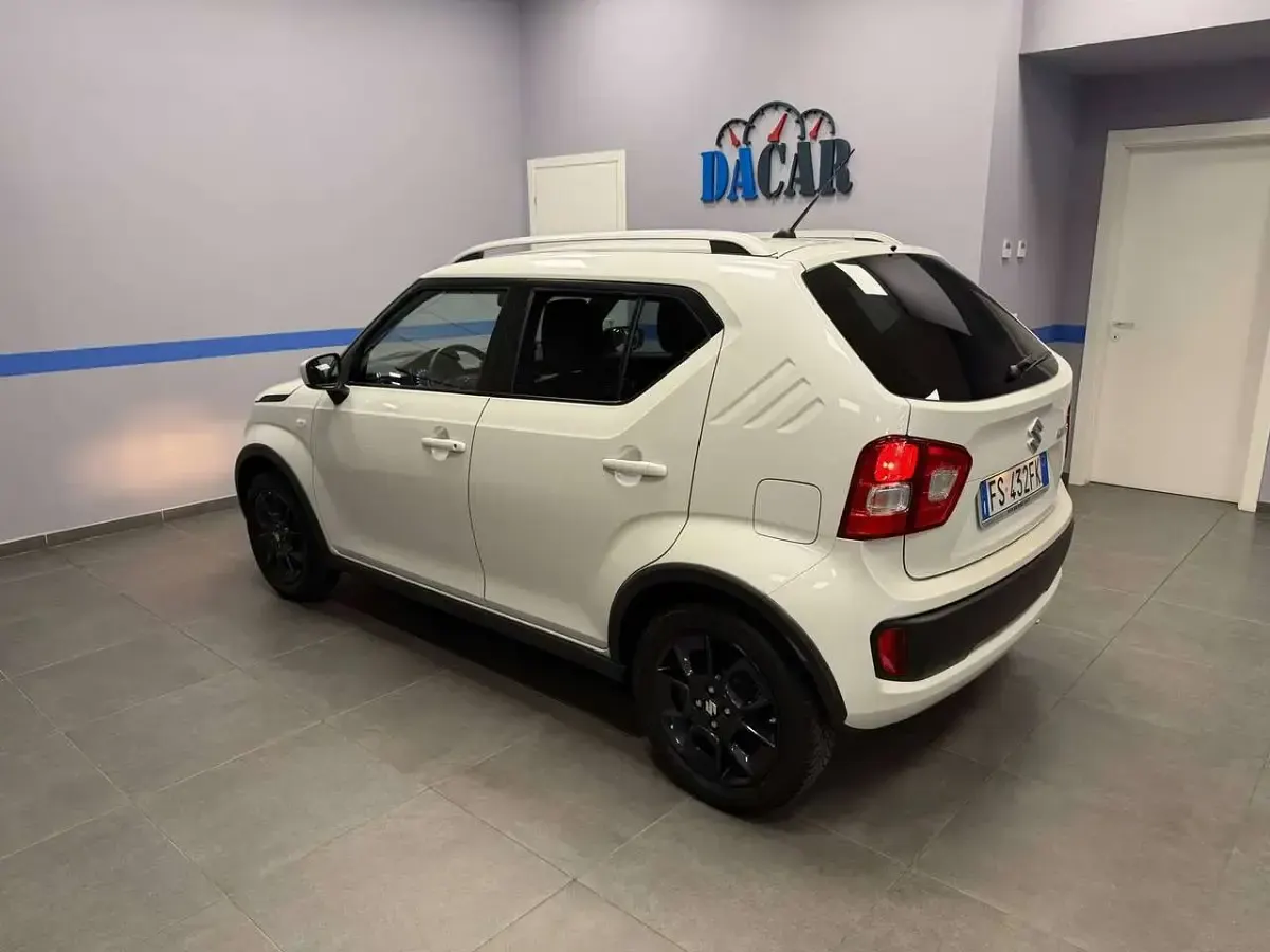 Usata Suzuki Ignis 90 CV (66 kW) 2019 Bianco SUV