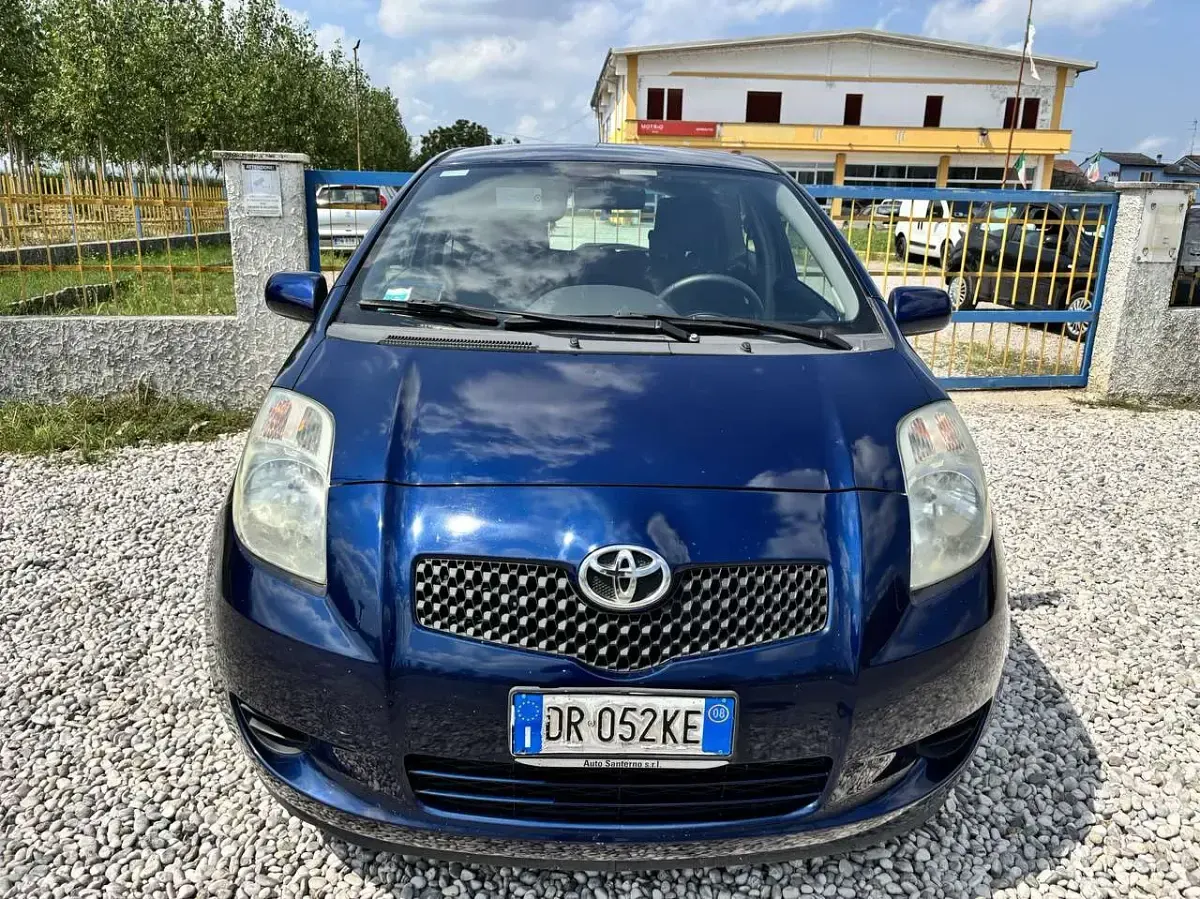 Usata Toyota Yaris Sol 69 CV (50 kW) 2008 Other Utilitaria