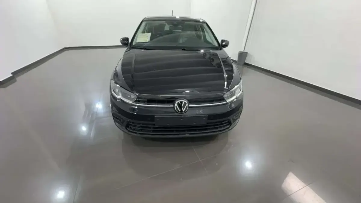 Usata VW Polo Life 95 CV (69 kW) 2025 Nero Utilitaria
