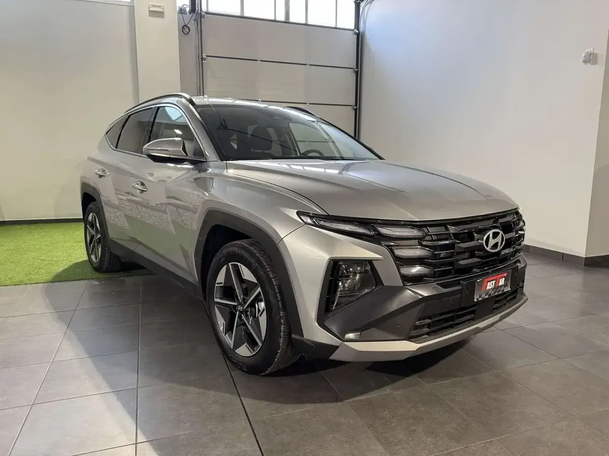 Nuova Hyundai Tucson 136 CV (100 kW) 2025 Argento SUV