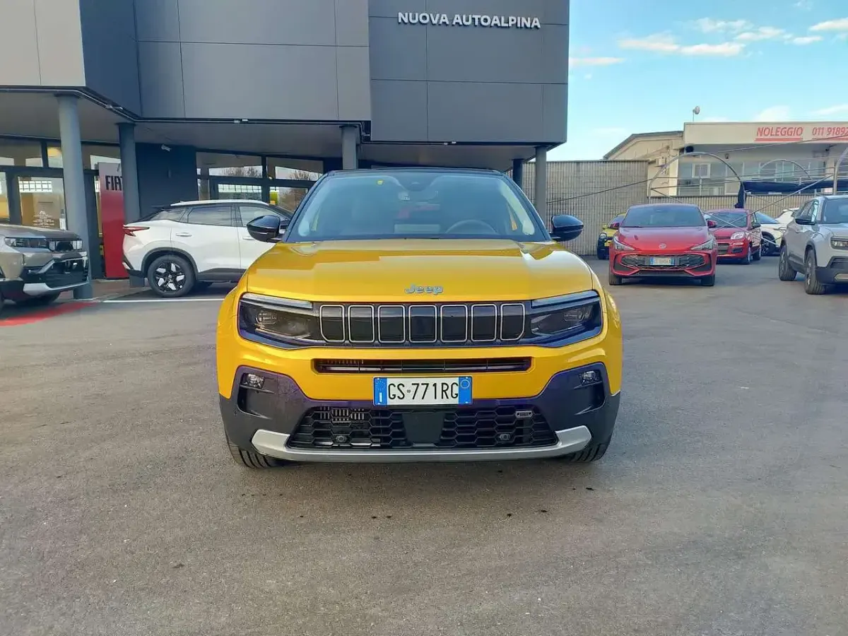 Usata Jeep Avenger Summit 101 CV (74 kW) 2024 Giallo SUV