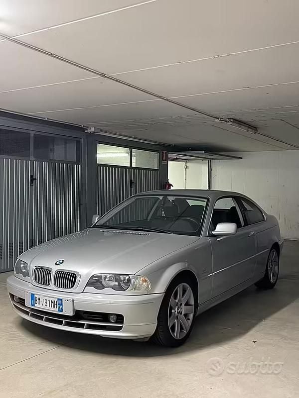Usata BMW 320 2000 Grigio Coupé