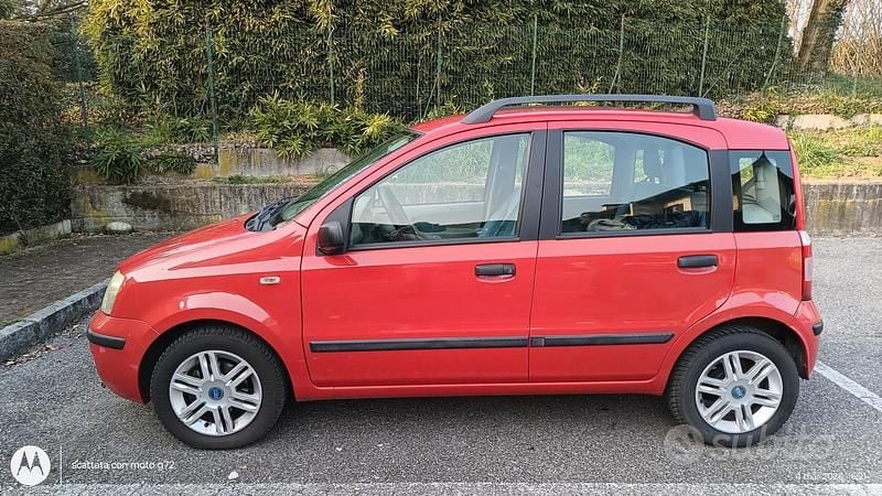 Usata Fiat Panda Emotion 2004 Rosso Utilitaria