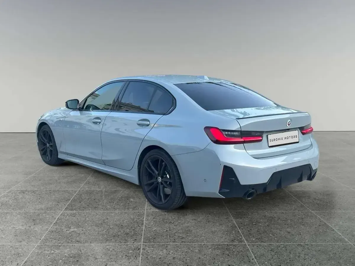 Usata BMW 320 M Sport 190 CV (139 kW) 2023 Grigio Berlina
