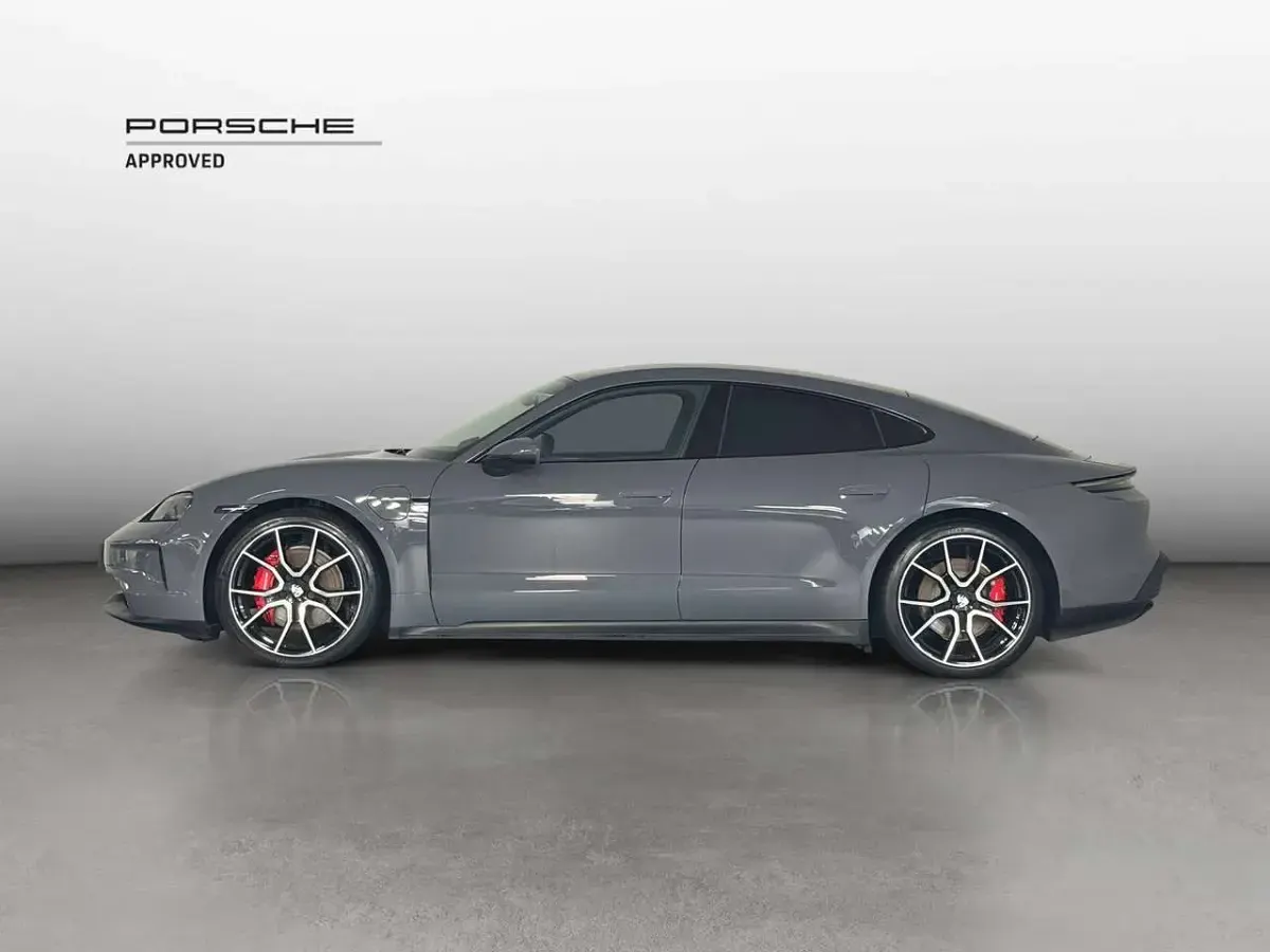 Usata Porsche Taycan 439 kW (598 CV) 2025 Grigio ardesia neo Berlina