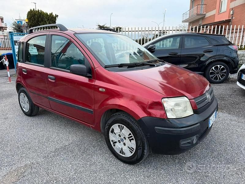 Usata Fiat Panda 60 CV (44 kW) 2005 Rosso Utilitaria