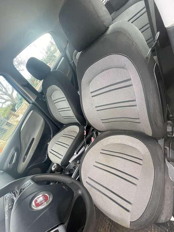 Usata Fiat Punto Evo Dynamic 90 CV (66 kW) 2010 Utilitaria