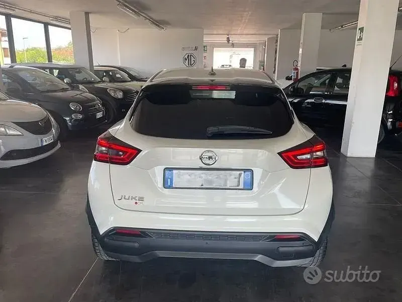 Usata Nissan Juke N-Connecta 114 CV (83 kW) 2021 Bianco SUV