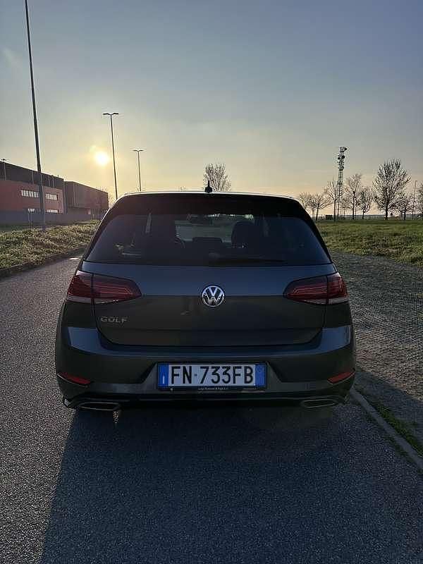 Usata VW Golf VII Sportline 116 CV (85 kW) 2018 Berlina