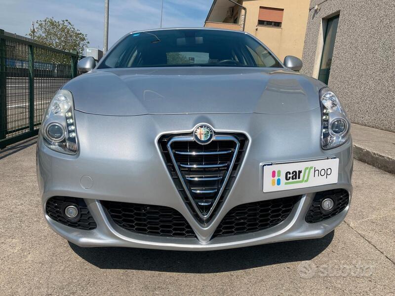 Usato 2013 Alfa Romeo Giulietta 1.4 Benzin 105 CV (9.500 €)