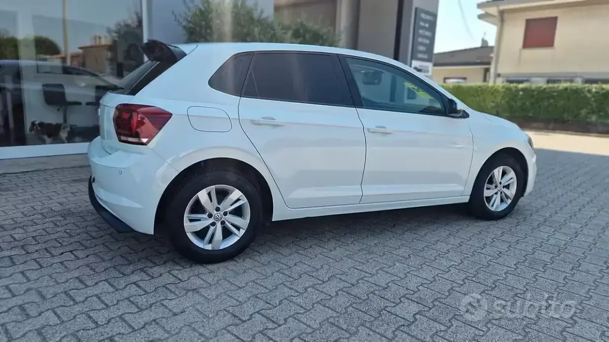 Usata VW Polo Sport 80 CV (58 kW) 2021 Bianco Utilitaria