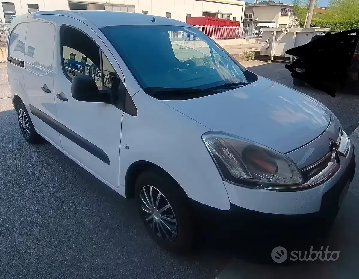 Usata Citroën Berlingo 75 CV (55 kW) 2014 Bianco Monovolume
