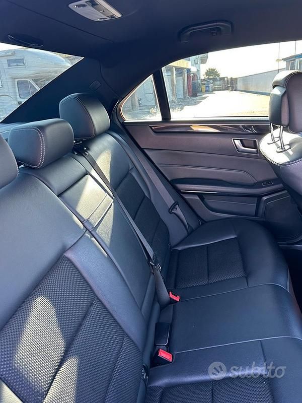 Usata Mercedes E220 2014 Grigio Berlina