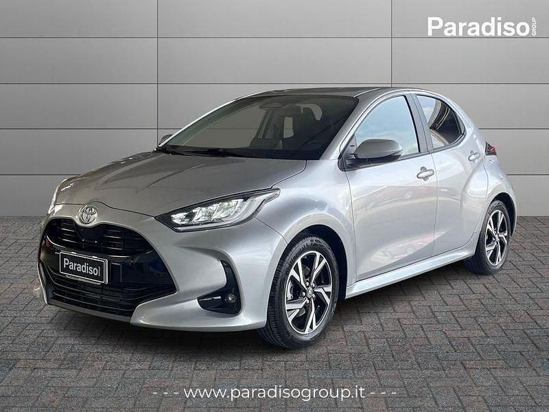 Usata Toyota Yaris Hybrid Trend 92 CV (67 kW) 2025 Berlina