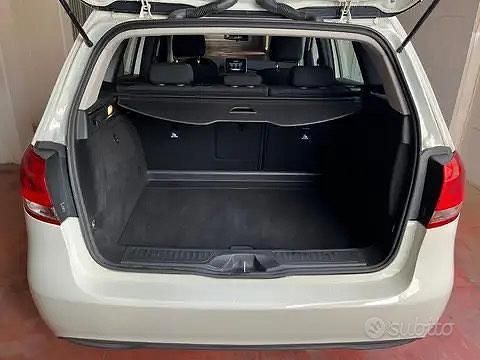 Usata Mercedes B180 109 CV (80 kW) 2016 Bianco Monovolume