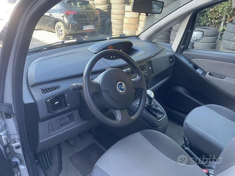 Usata Fiat Idea 2007 Grigio Monovolume