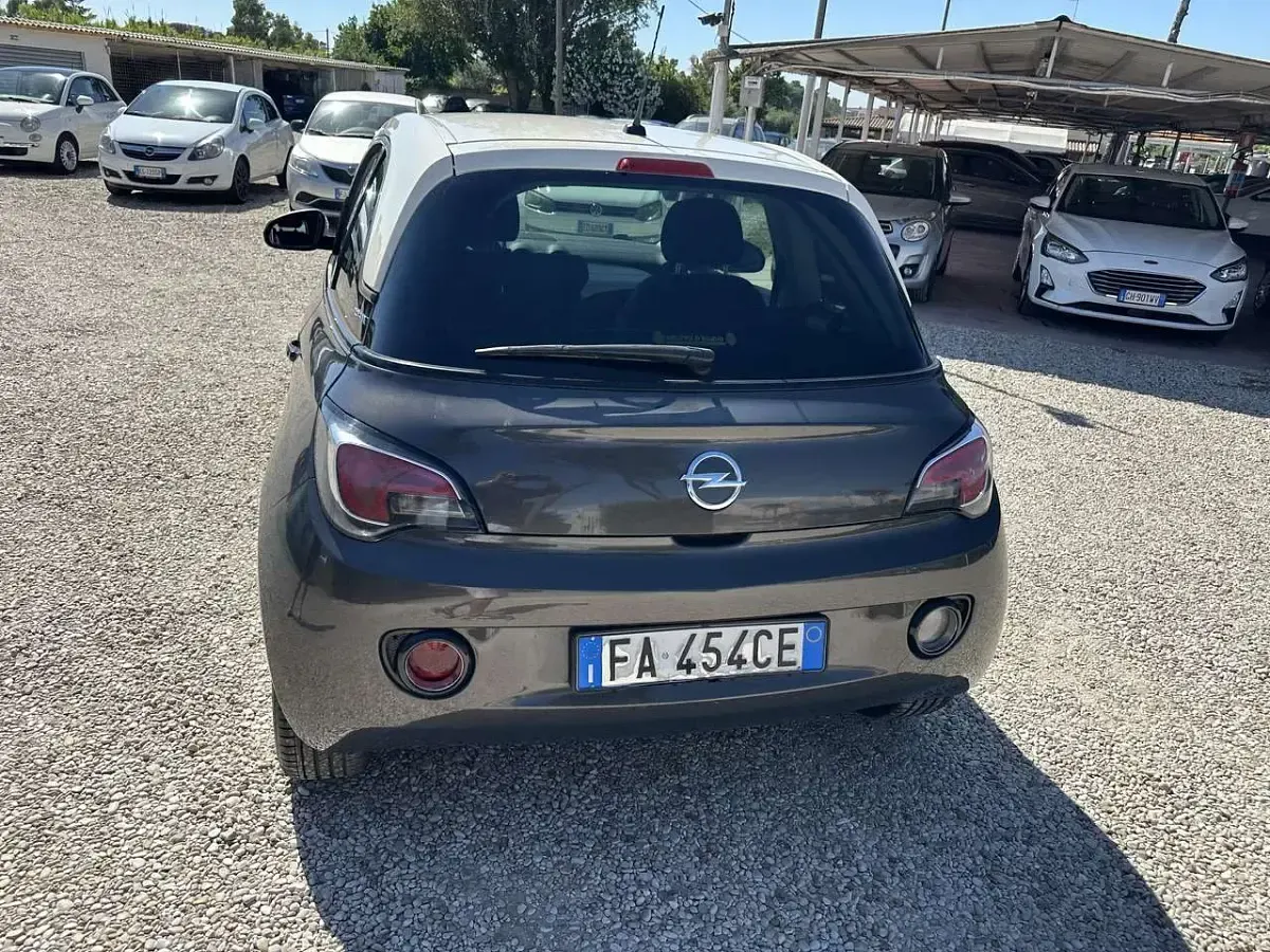 Usata Opel Adam Slam 87 CV (63 kW) 2016 Grigio Utilitaria