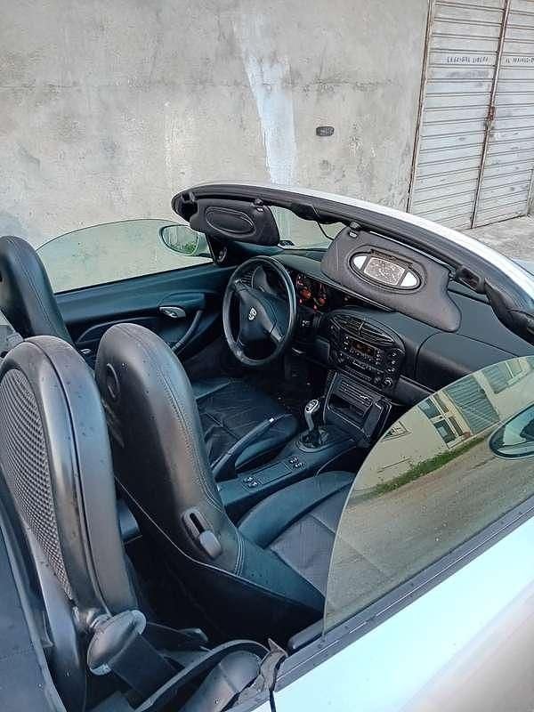 Usata Porsche Boxster 220 CV (161 kW) 2000 Grigio Cabrio