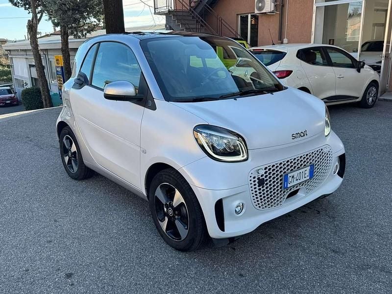 Usata Smart ForTwo Coupé Prime 41 kW (56 CV) 2023 Bianco Utilitaria