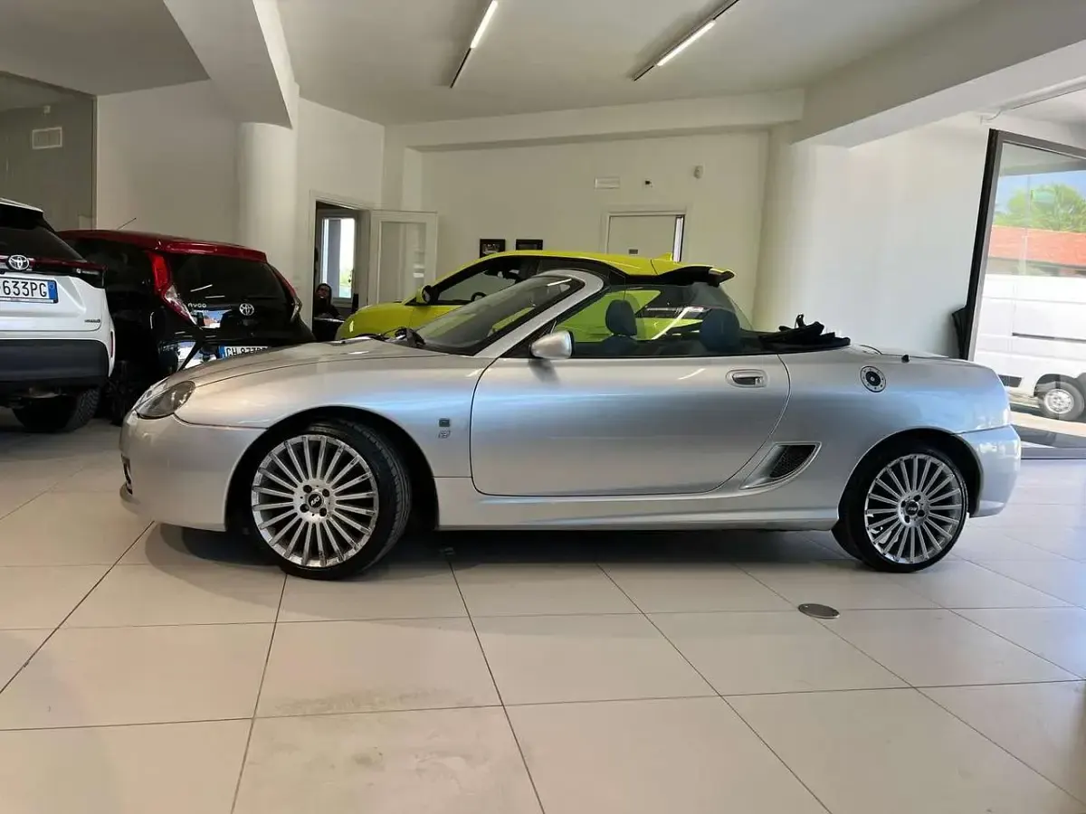 Usata MG TF 116 CV (85 kW) 1996 Argento Cabrio