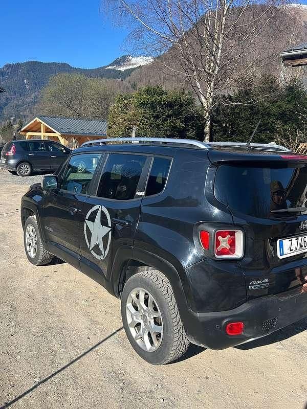 Usata Jeep Renegade Limited 140 CV (102 kW) 2015 Nero SUV