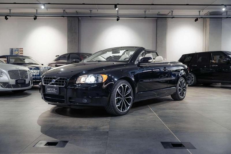 Usata Volvo C70 Momentum 140 CV (102 kW) 2006 Nero Cabrio