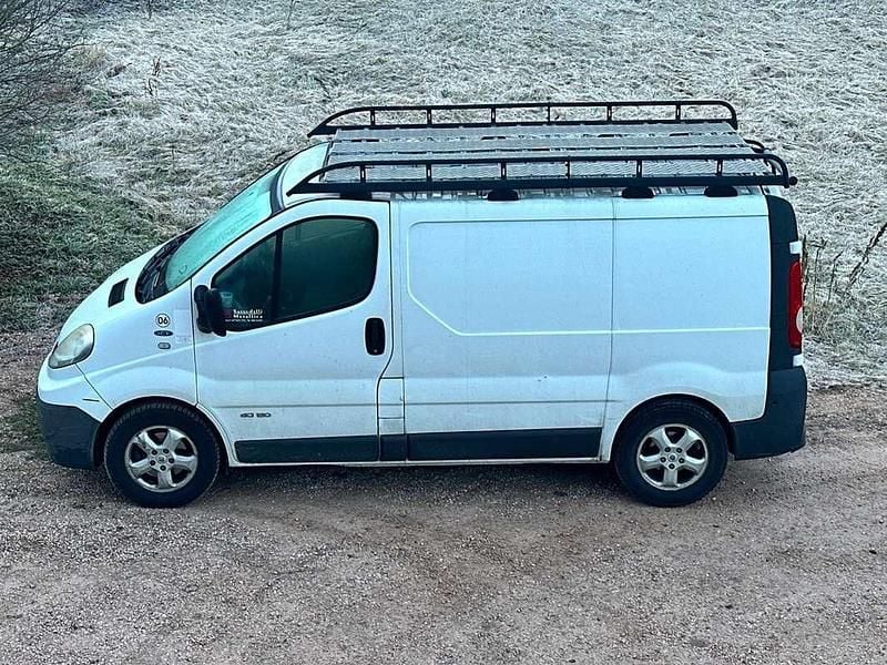 Usata Renault Trafic 145 CV (106 kW) 2009 Bianco Monovolume