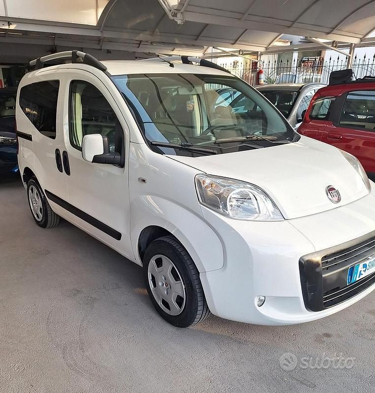 Usata Fiat Qubo Trekking 77 CV (56 kW) 2015 Bianco Monovolume