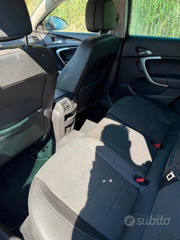 Usata Opel Insignia Cosmo 194 CV (142 kW) 2013 Nero Station wagon