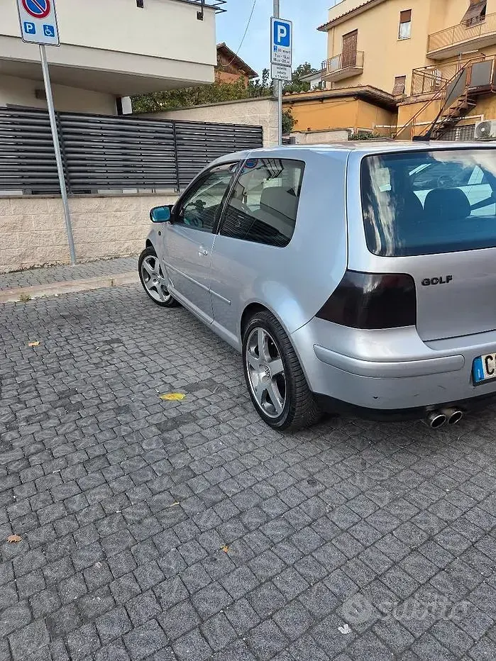 Usata VW Golf IV GTI 150 CV (110 kW) 2003 Grigio Berlina
