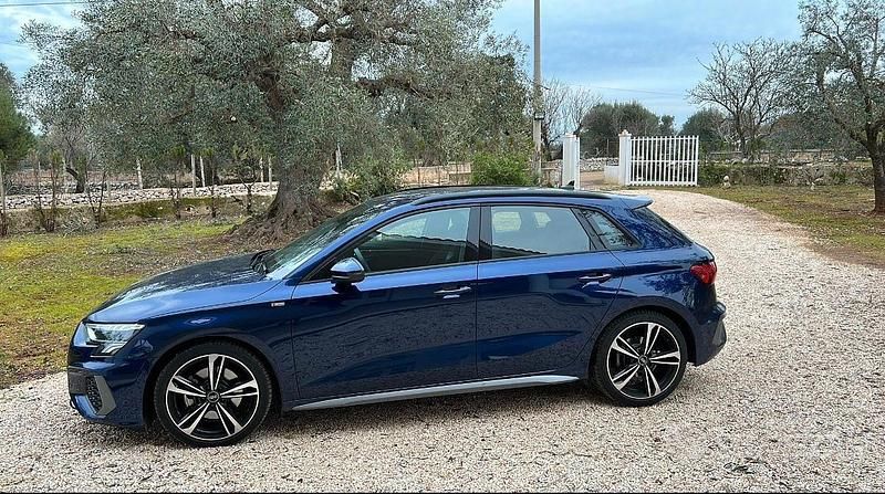 Usata Audi A3 S-Line 150 CV (110 kW) 2021 Blu Berlina