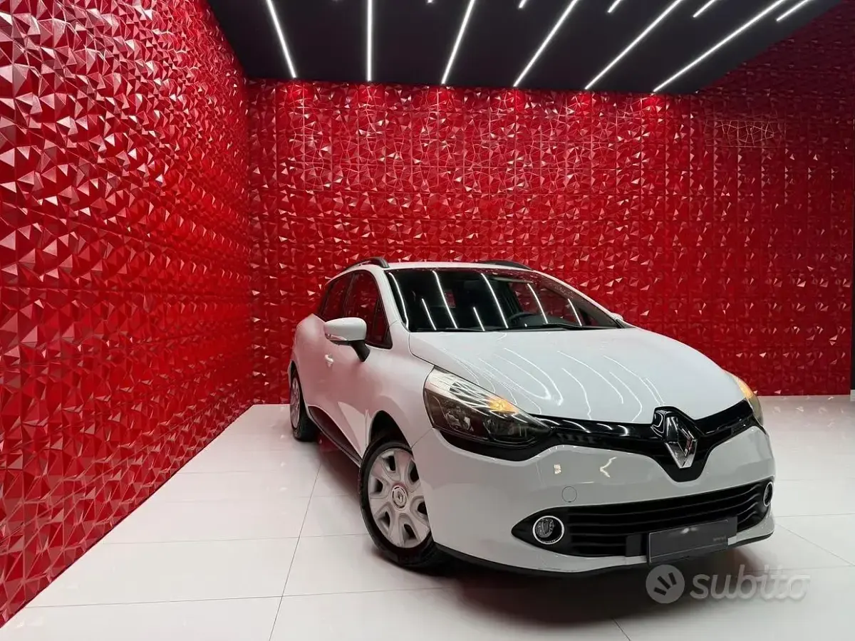Usata Renault Clio 73 CV (53 kW) 2014 Bianco Station wagon