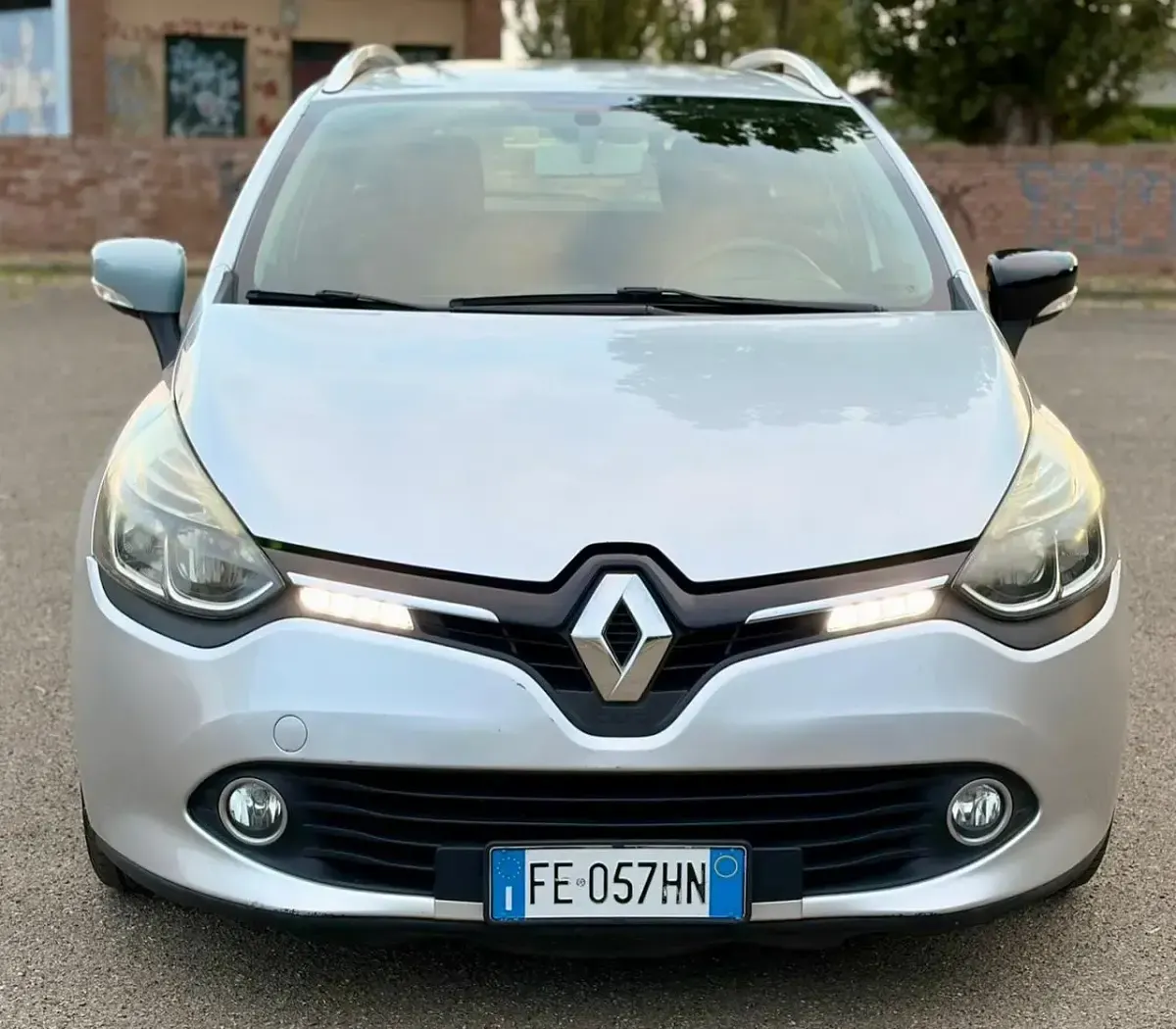 Usata Renault Clio 73 CV (53 kW) 2014 Argento Station wagon