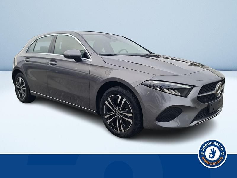Grigio metallizzato Nuova 2025 Mercedes A250 Advanced | 42.000 € (Buon prezzo) - Immagine 1/3