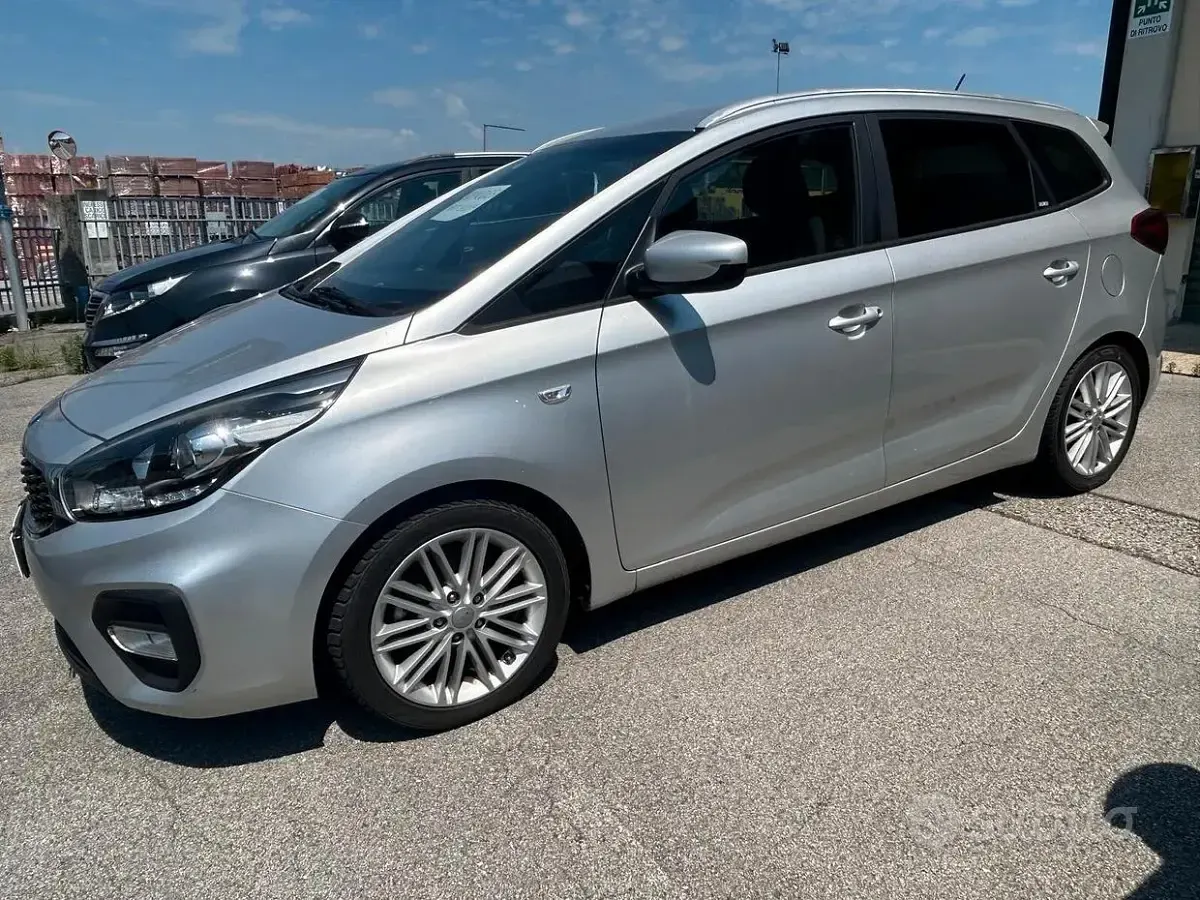 Usata Kia Carens Platinum 141 CV (103 kW) 2017 Monovolume