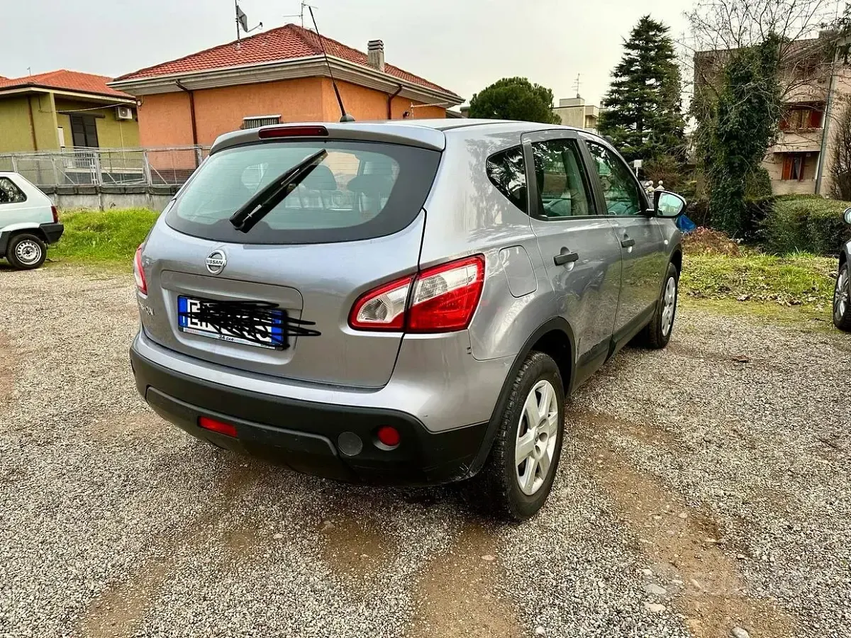 Usata Nissan Qashqai 2012 Grigio SUV
