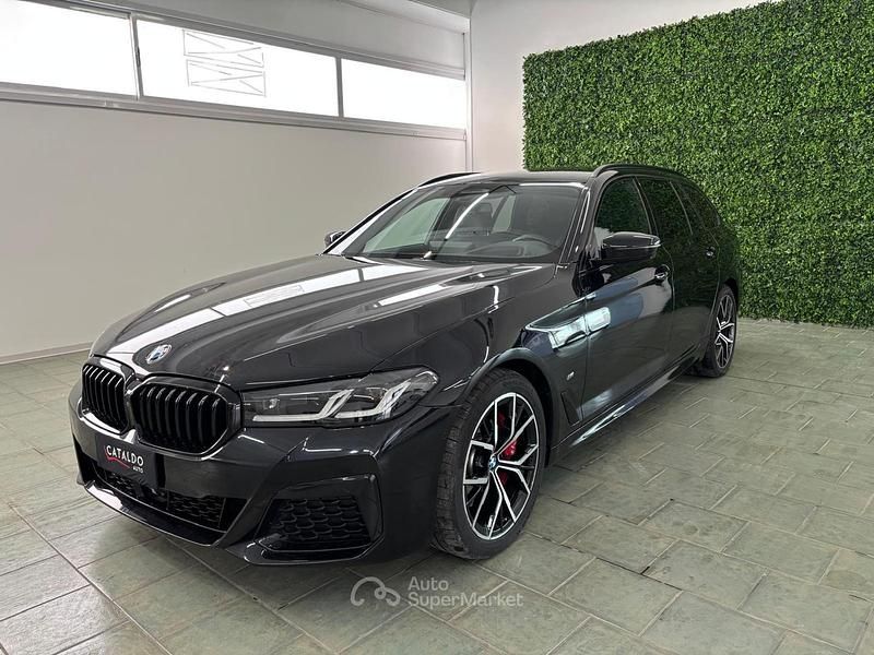 Usata BMW 520 M Sport 190 CV (139 kW) 2024 Nero Station wagon