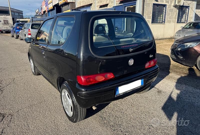 Usata Fiat 600 Active 54 CV (39 kW) 2010 Nero Utilitaria