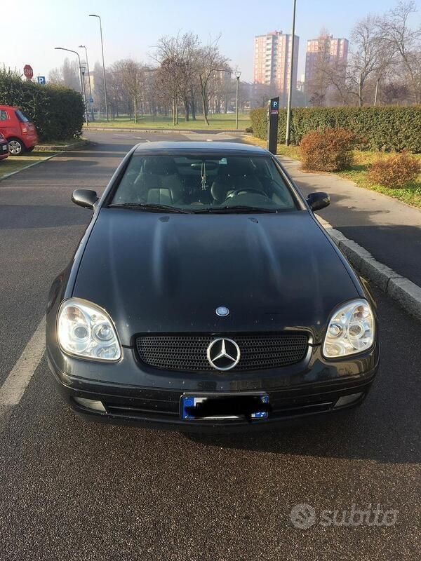 Usata Mercedes 170 192 CV (141 kW) 2000 Nero Cabrio