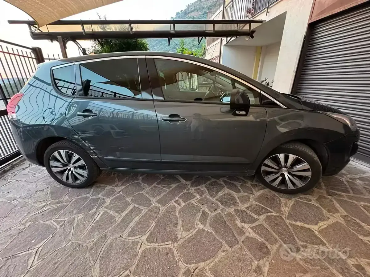 Usata Peugeot 3008 115 CV (84 kW) 2015 Station wagon