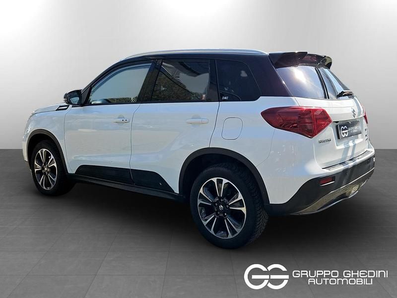 Usata Suzuki Vitara 129 CV (94 kW) 2020 Bianco/nero SUV