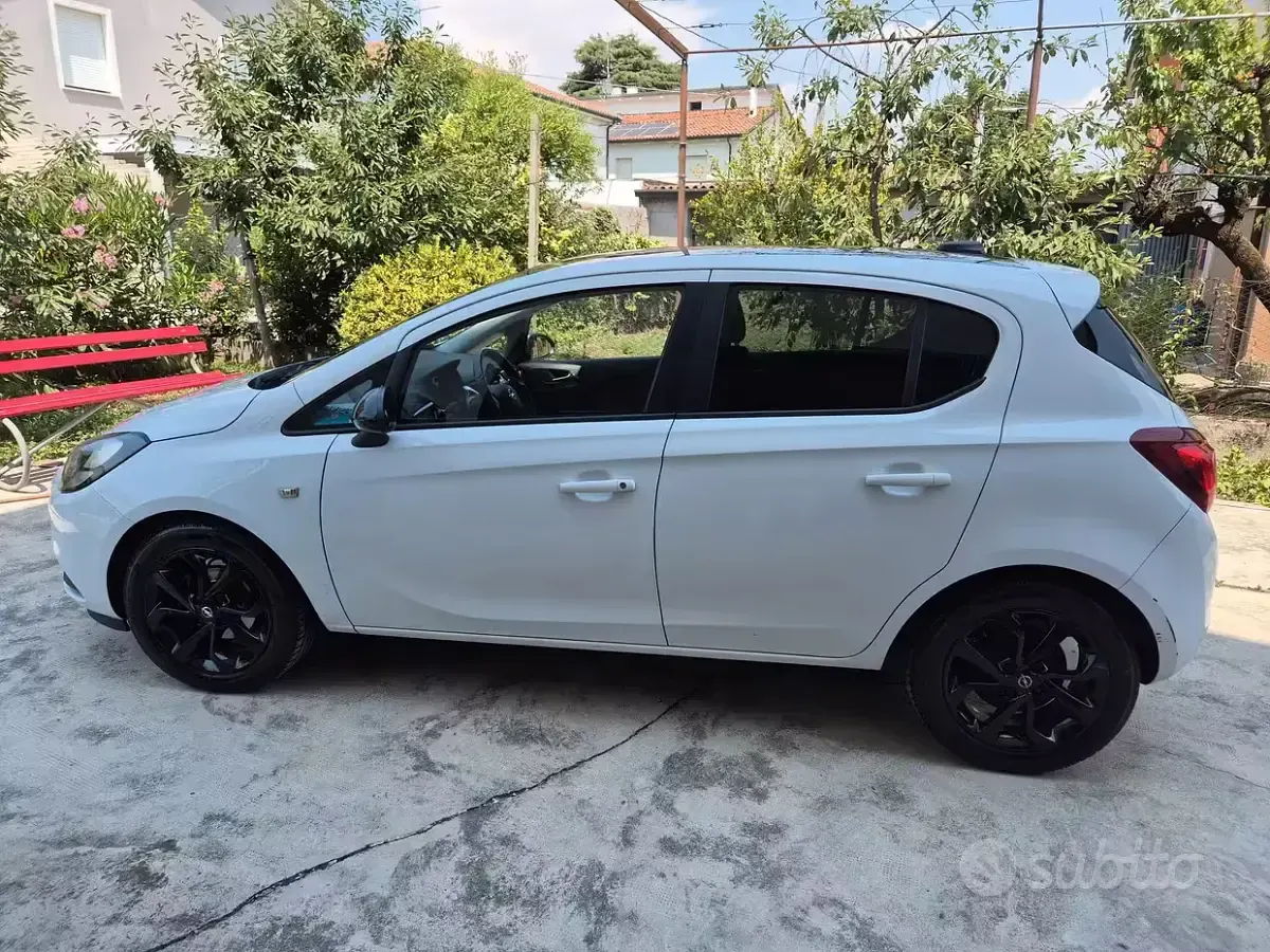 Usata Opel Corsa 90 CV (66 kW) 2017 Bianco Utilitaria