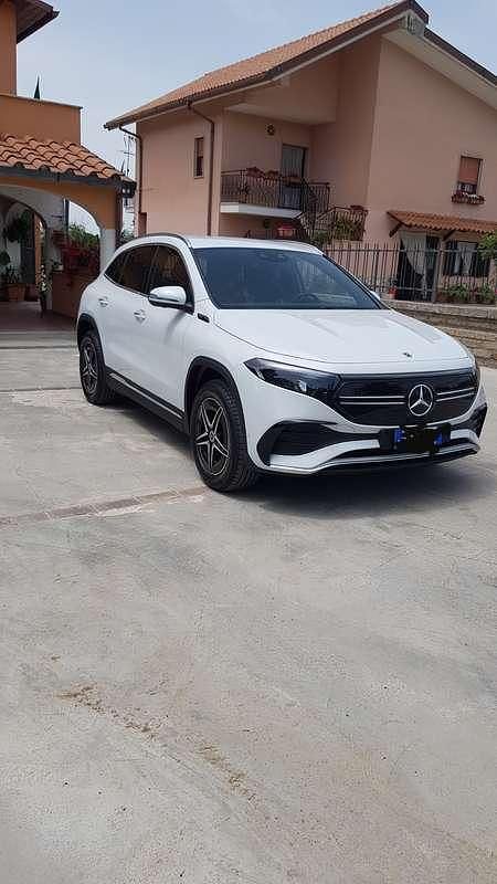 Usata Mercedes EQA250 80 kW (109 CV) 2022 Bianco SUV