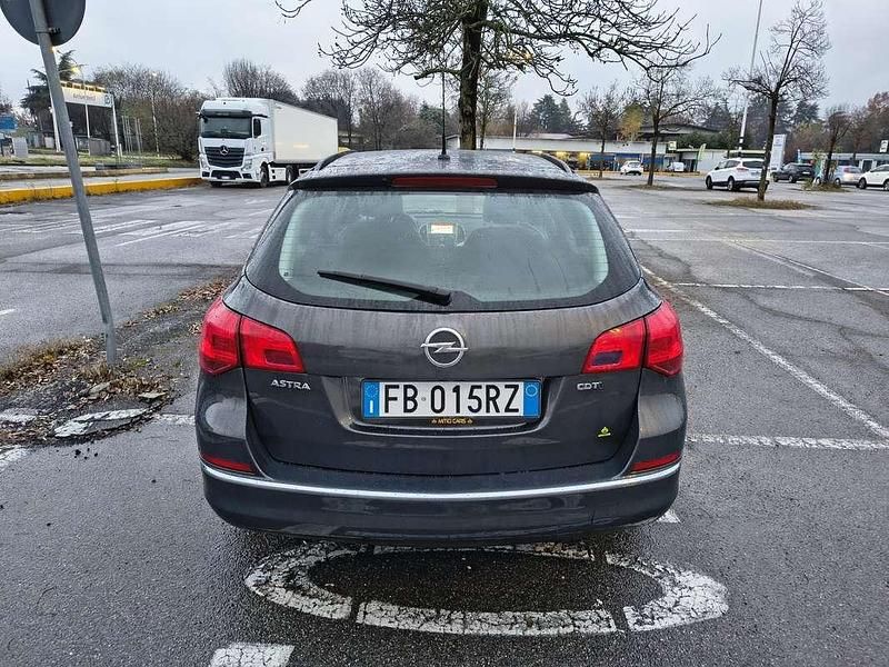 Usata Opel Astra S 110 CV (80 kW) 2015 Station wagon