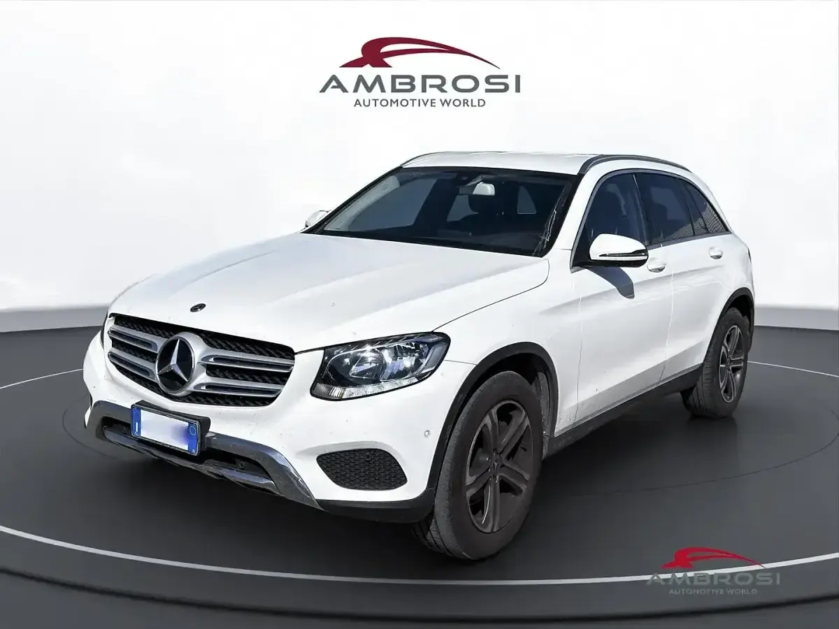 Usata Mercedes GLC250 Business 204 CV (150 kW) 2019 SUV