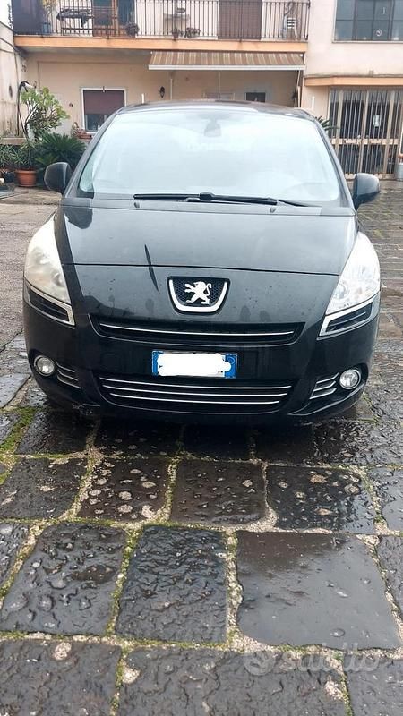 Usata Peugeot 5008 2012 Nero Monovolume