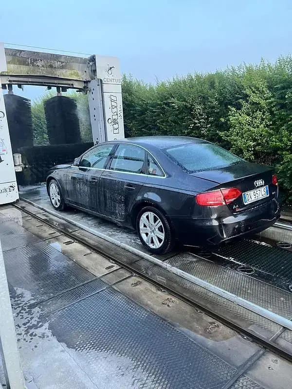 Usata Audi A4 Ambiente 160 CV (117 kW) 2009 Grigio Berlina