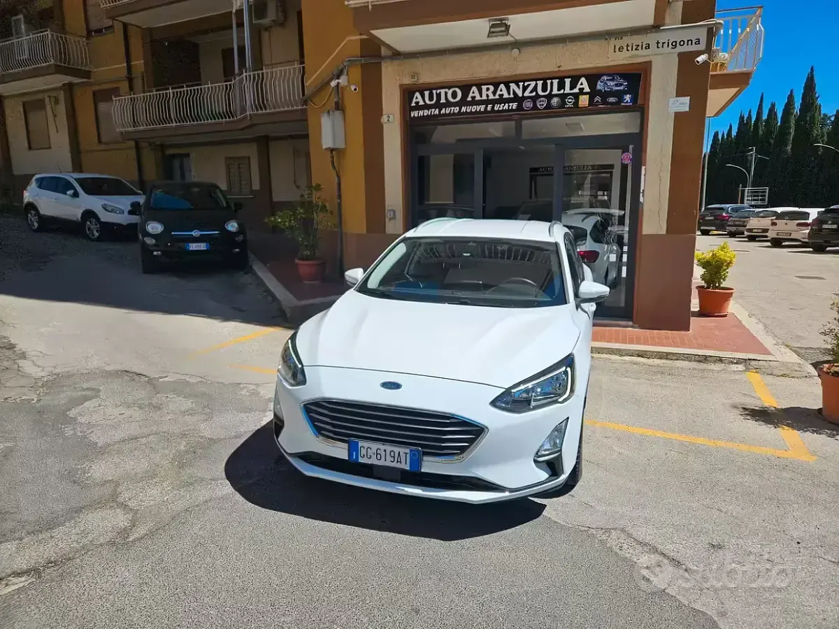Begagnad Ford Focus 95 HK (69 kW) 2021 Vit Kombi