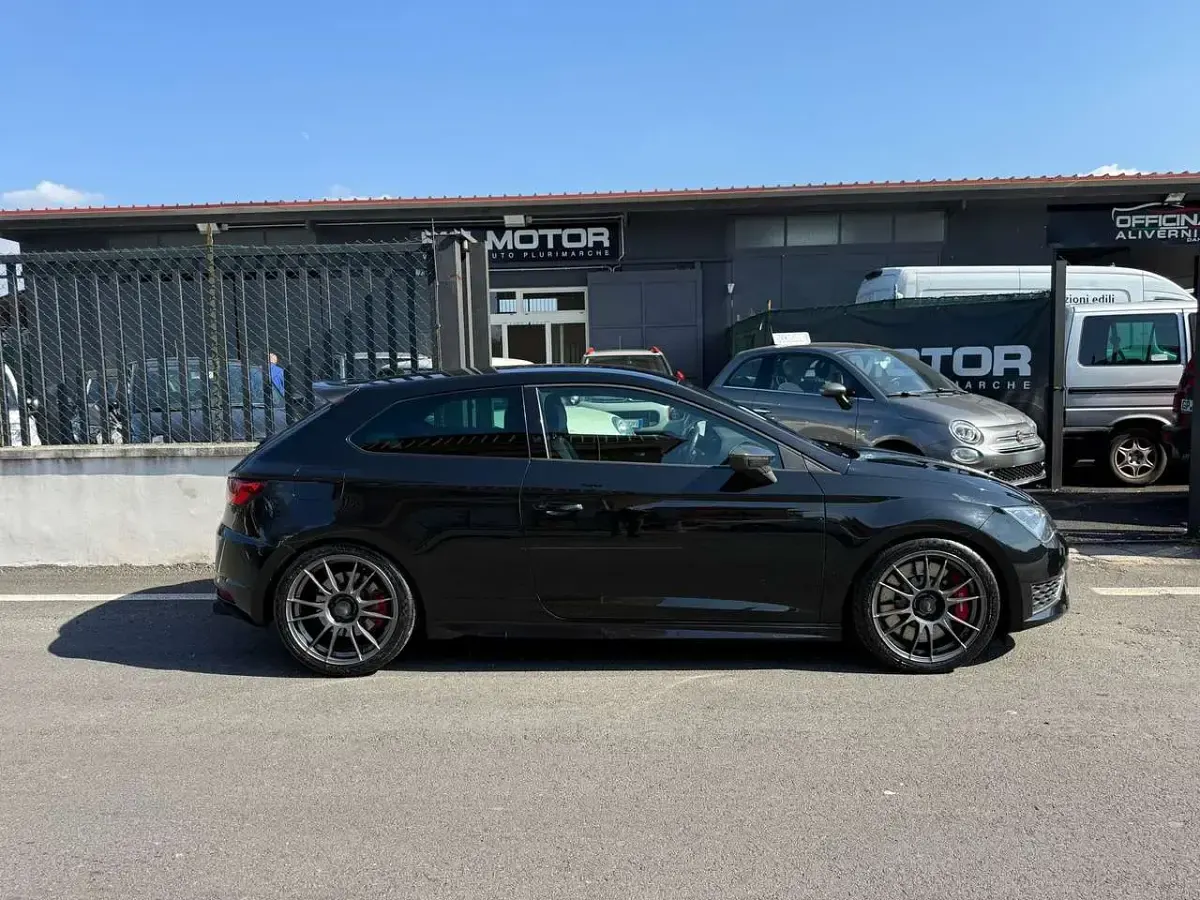 Usata Seat Leon SC CUPRA 290 CV (213 kW) 2016 Nero Utilitaria